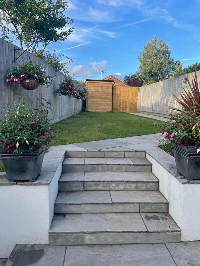 17 Eastgate Vila Cowbridge Exterior foto